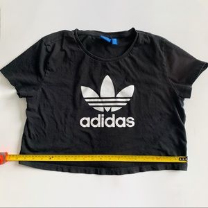 •ADIDAS• Crop T-shirt size XL